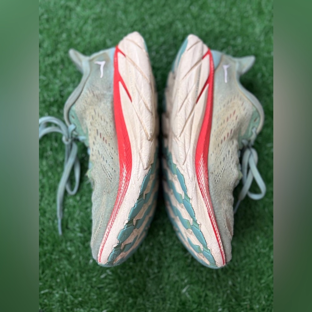 Hoka Women's Clifton 8 Wide Olive and Red Athletic Shoes Size 8D - Picture 5 of 10